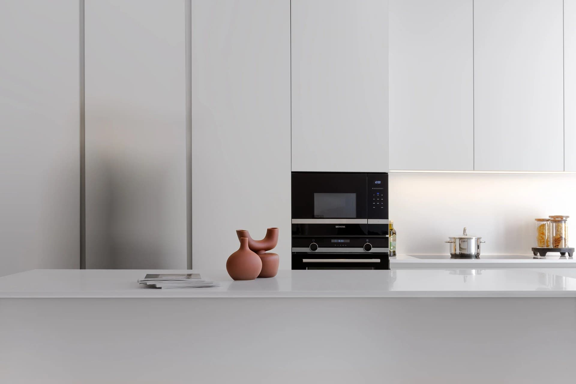 Exploring White Variations in Kitchen Design