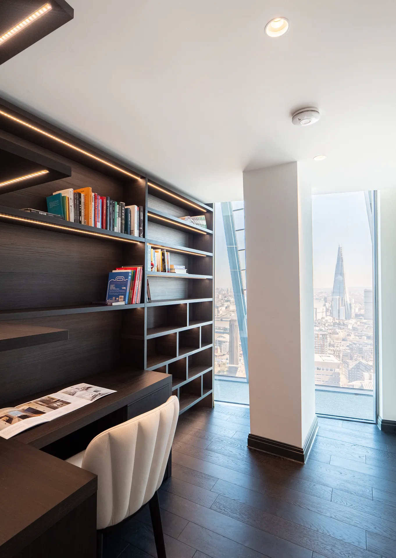 Living Spaces: photograph 7