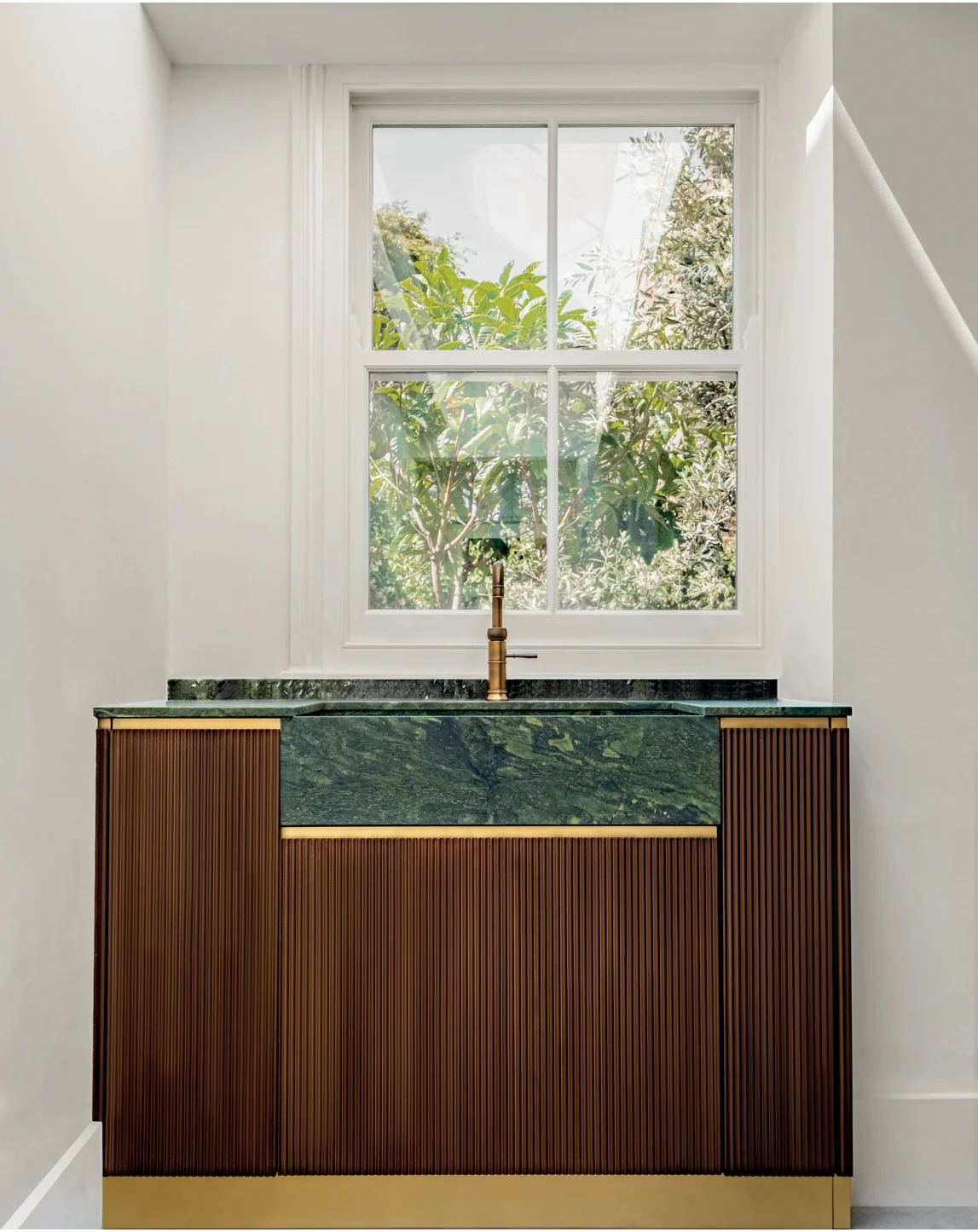 Westover: bespoke interior, materials and joinery , catalogue page 14, image 1